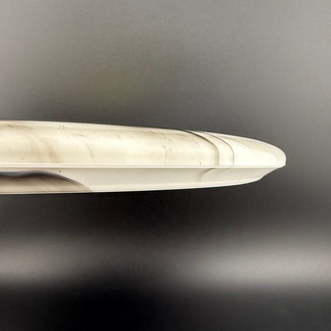 Gold Orbit Claymore - Kristin Latt 2025 Team Series Latitude 64