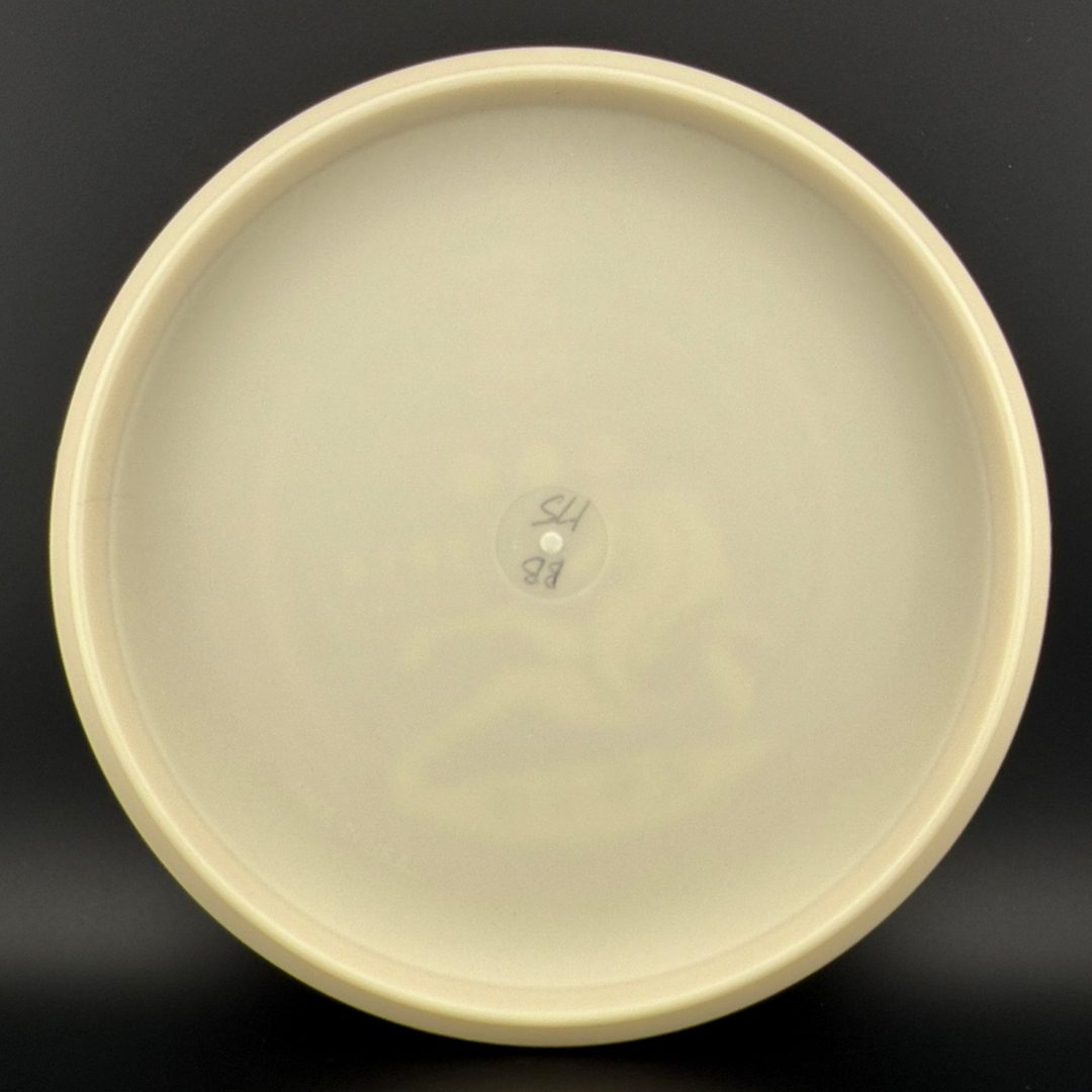 Glow DX Aviar Driver - 19th Taiwan Championships 2014 Innova