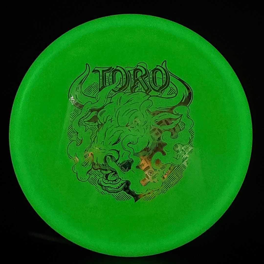 Classic Glow Champion Toro - Artist's Corner Innova