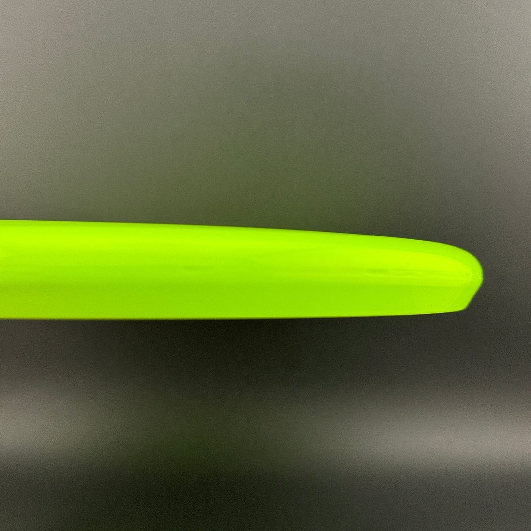 Soft Neutron Parachute - Stock Streamline