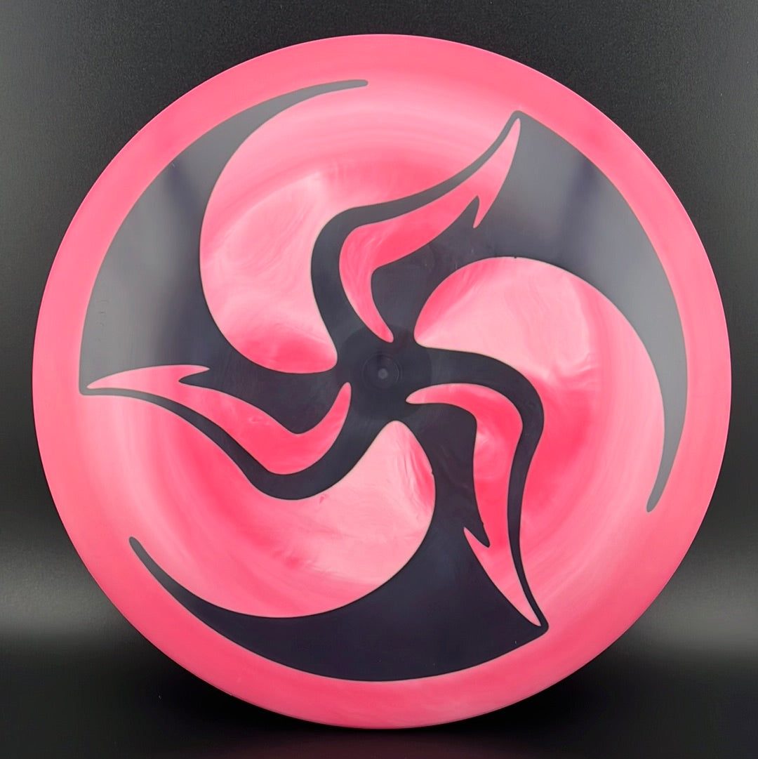 Swirly S-line FD - Official Tri-Fly Huk Dyed X-Outs Discmania