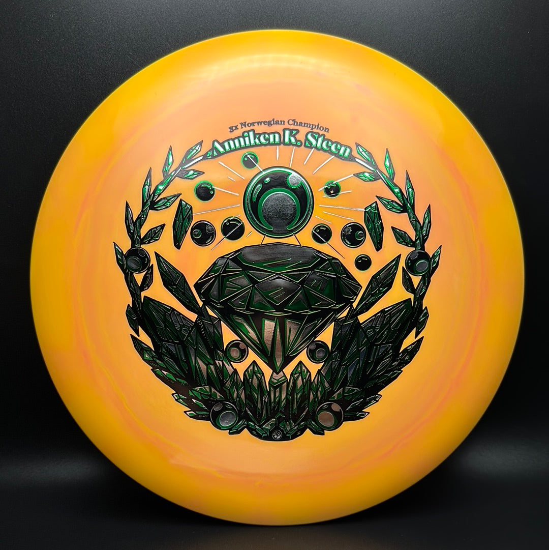 Swirly S-Blend Emperor - Anniken Steen Signature Series Dropping August 24th @ 10am Infinite Discs