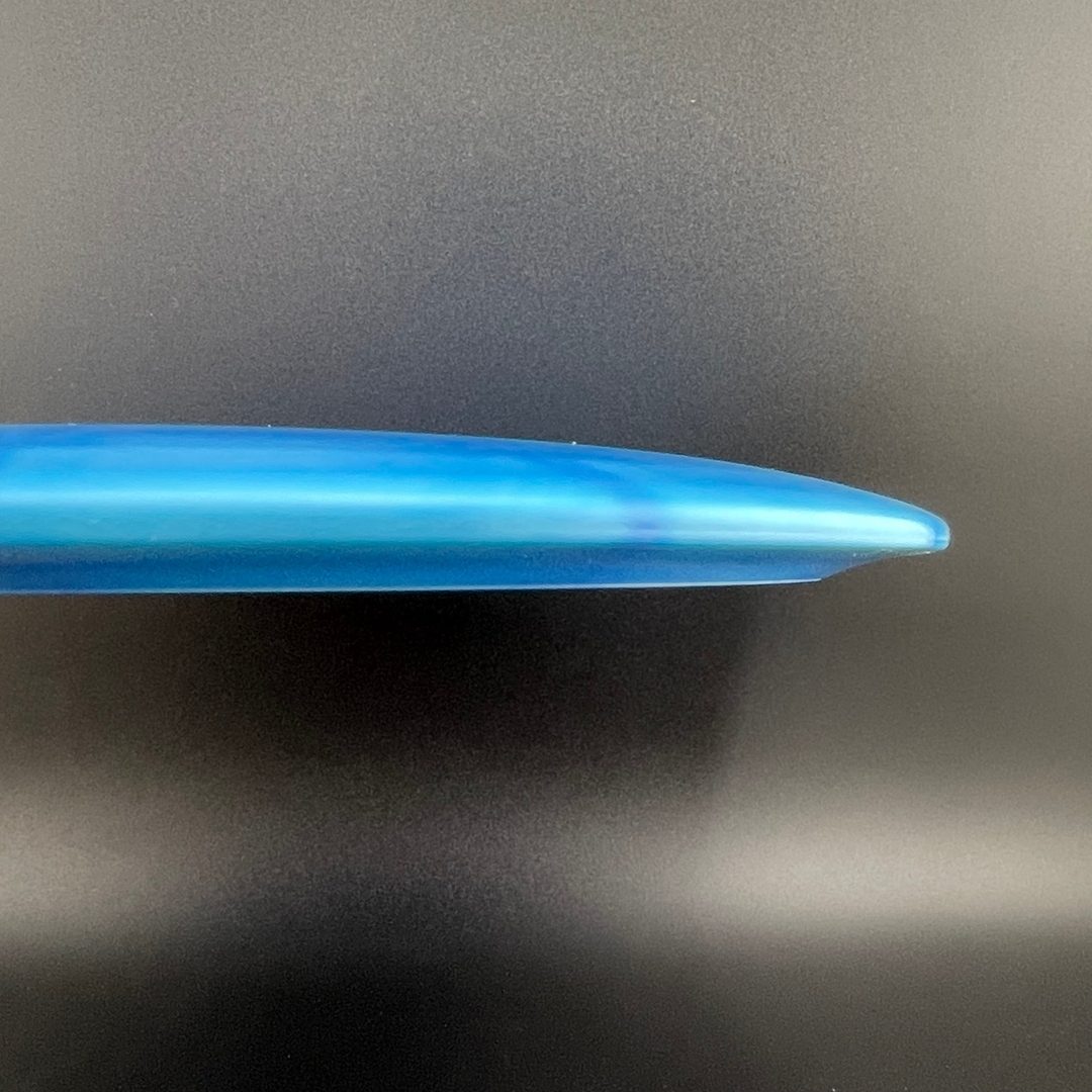 Lux Vapor Essence - Swords & Shield Discmania