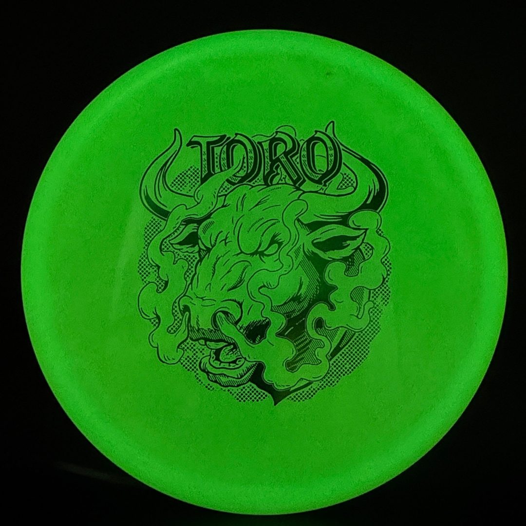 Classic Glow Champion Toro - Artist's Corner Innova