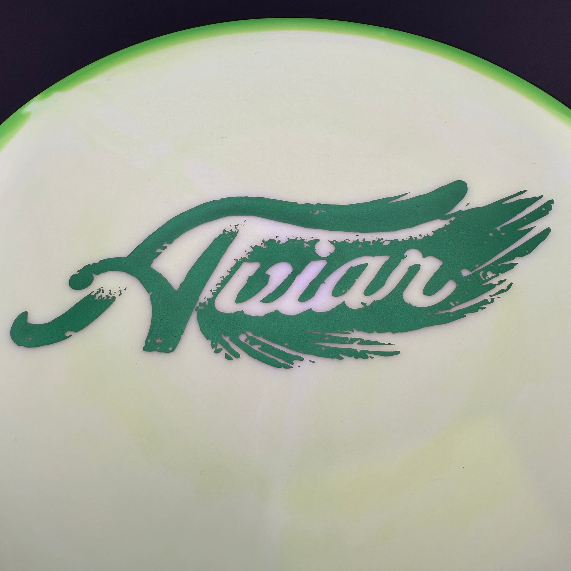 Halo Star Aviar - Feather Stamp Innova