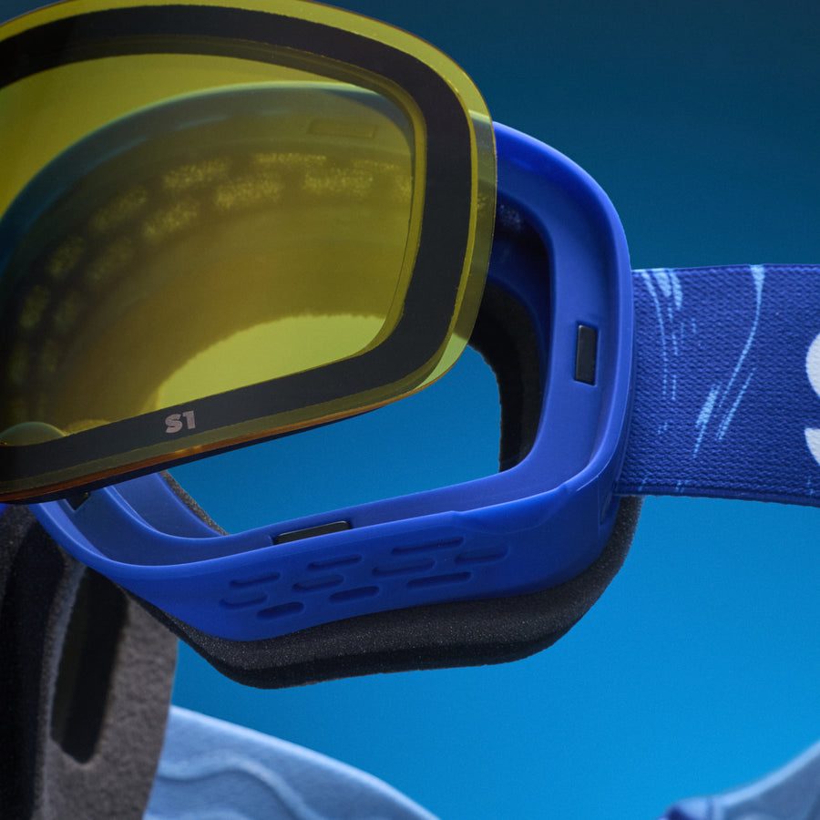 "Amber Mountains Majesty” PEAK G Polarized Snow Goggles Goodr